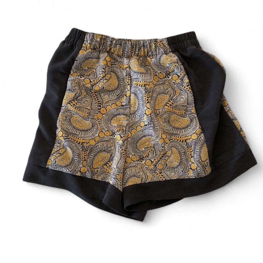 Paisley Print Women's Shorts - Black and Gold